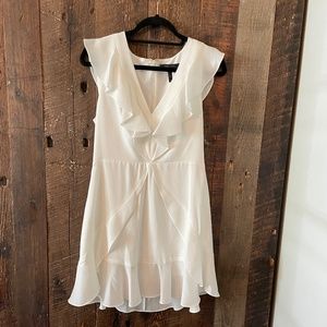 BCBG Maxazria White Tyrah Dress Size 10